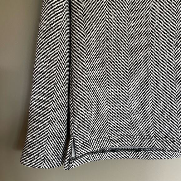 J. Crew Long Sleeve Funnelneck Pullover Black White Herringbone Sz XS Turtleneck - Picture 9 of 16